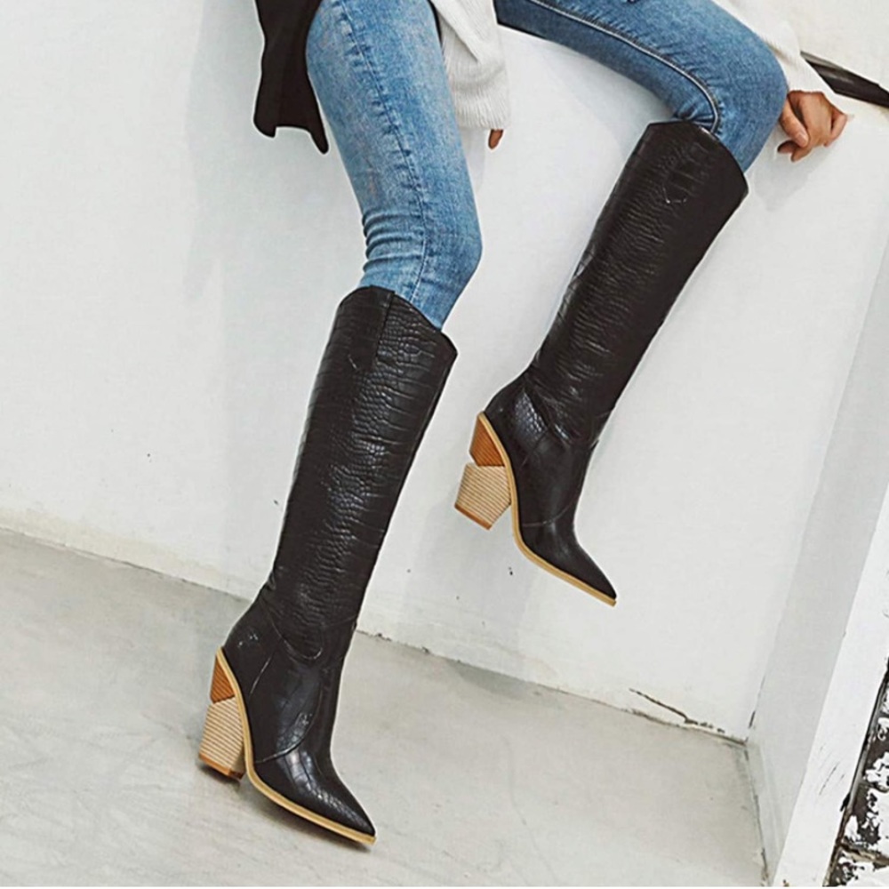 Chunky Heel Knee High Boots Black Size 8.5